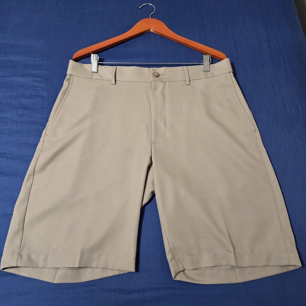 PGA TOUR Shorts Mens 34 Beige Microfiber Chino‎ Golf Flat Front Summer Casual